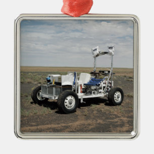 Ansicht eines 1-G MondRover Fahrzeugs Silbernes Ornament