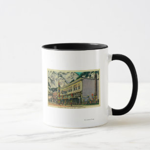 Ansicht Juneau, Alaska des alten Hexe-Totems und Tasse
