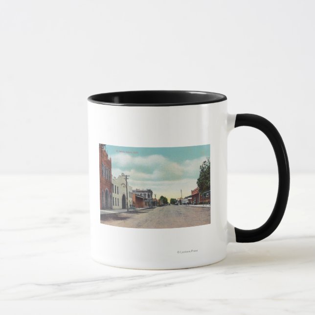 Ansicht von K StreetTulare, CA Tasse (Rechts)