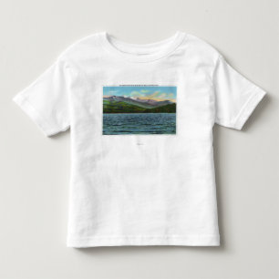 Ansicht von Snowy Mts von der Tupper See-Straße Kleinkind T-shirt