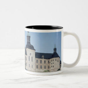 Ansicht von Vadstena Schloss, im Jahre 1545 Zweifarbige Tasse