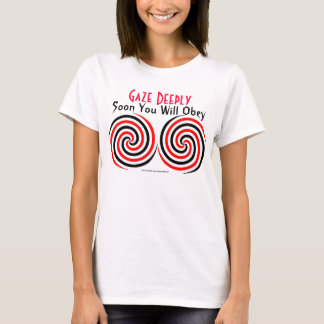 Anstarren tief: Bald befolgen Sie T-Shirt