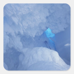 Antarktika, Ross-Insel, Kap Evans, Schneehöhle Quadratischer Aufkleber