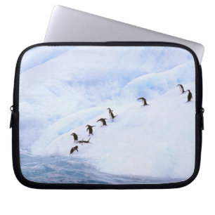 Antarktis, Antarktis-Halbinsel. Chinstrap Laptopschutzhülle