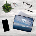 Antarktis blaues Foto mit Monogramm und Name Laptopschutzhülle<br><div class="desc">Ein modernes Monogramm und Nametag auf einem Foto blaues Eis in der Antarktis. Eine perfekte Laptop-Hülle.</div>