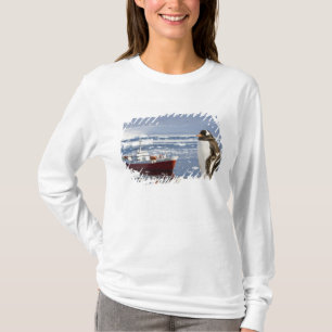 Antarktis, Neko Cove (Hafen). Gentoo Pinguin T-Shirt