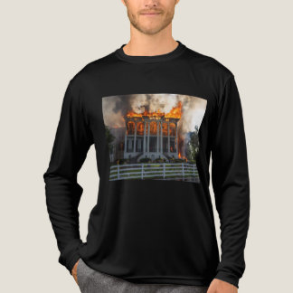 Antebellum Mansion | Feuer bricht Nottoway Resort  Tri-Blend Shirt