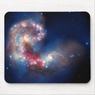 Antennengalaxien farbenfroh zusammengesetzt mousepad