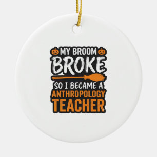 Anthropologie-Lehrer-Halloween-Besen zerbrochen Keramik Ornament