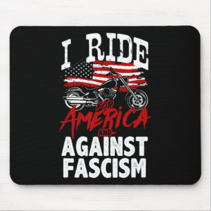Anti-Trump-Biker widerstehen dem Faschismus Protes Mousepad