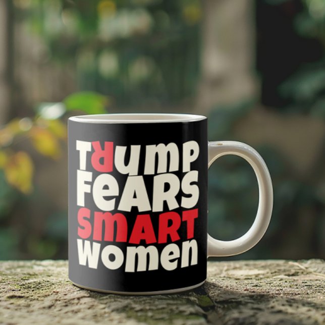 Anti-Trump feministischen Protestmotto rot schwarz Kaffeetasse (Von Creator hochgeladen)