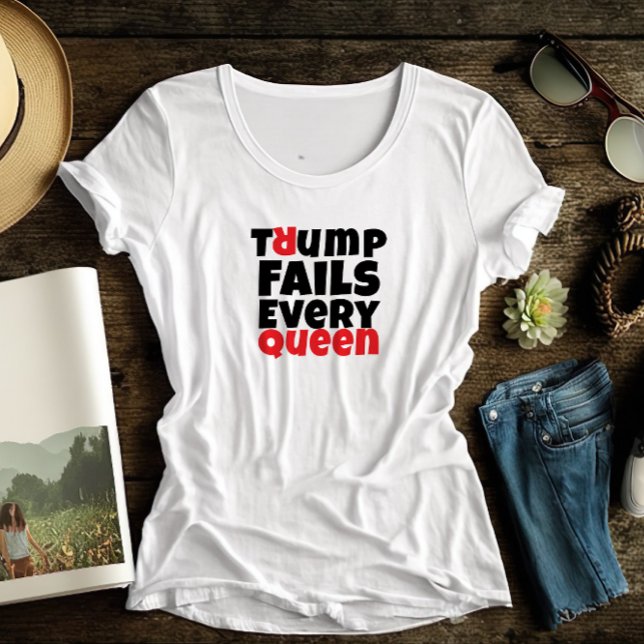 Anti Trump feministischer Protestmotto rot schwarz Tri-Blend Shirt (Von Creator hochgeladen)