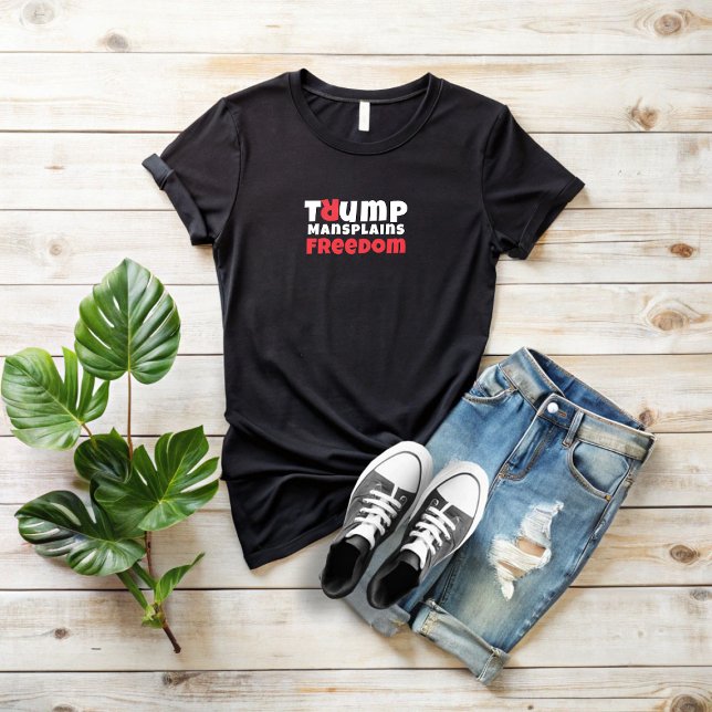 Anti Trump feministischer Protestmotto rot schwarz Tri-Blend Shirt (Von Creator hochgeladen)