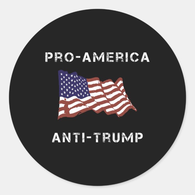 Anti-Trump-Flagge der USA Runder Aufkleber (Vorderseite)