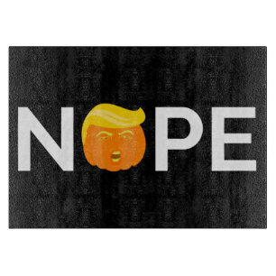 Anti-Trump - Keine Halloween-Ausgabe I Schneidebrett