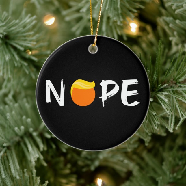 Anti-Trump - Neue Ausgabe II Keramik Ornament (Baum)