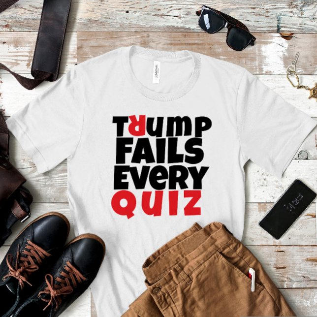 Anti-Trump-Schüler Protest Slogan rot schwarz T-Shirt (Von Creator hochgeladen)