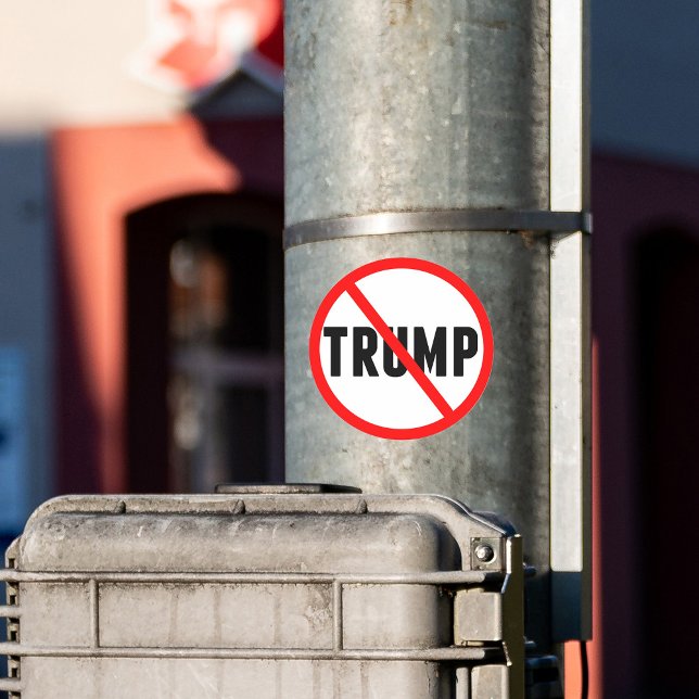 Anti Trump Simple Red Circle X Political Runder Aufkleber (Von Creator hochgeladen)
