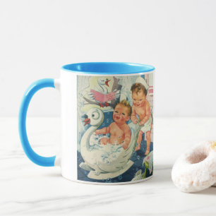 Antike Kinder spielen mit Blasen in einem Schwan-B Tasse