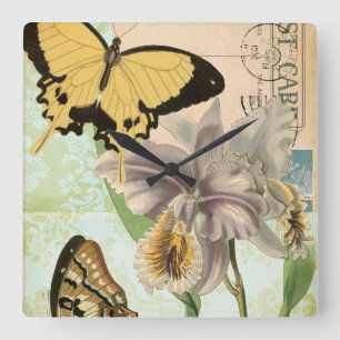 Antike Postkarte mit Schmetterlingen und Blumen Quadratische Wanduhr