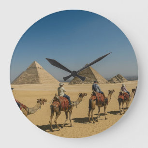 Antike Pyramiden von Ägypten Wüstenkamelritt Große Wanduhr