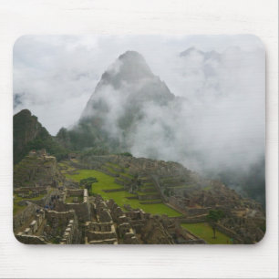 Antike Ruinen von Machu Picchu mit Anden Mousepad