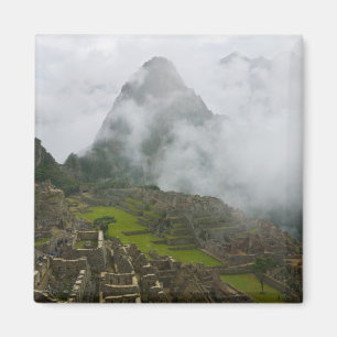 Antike Ruinen von Machu Picchu mit den Anden Magnet