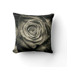 Antike schwarze und weiße Rose
