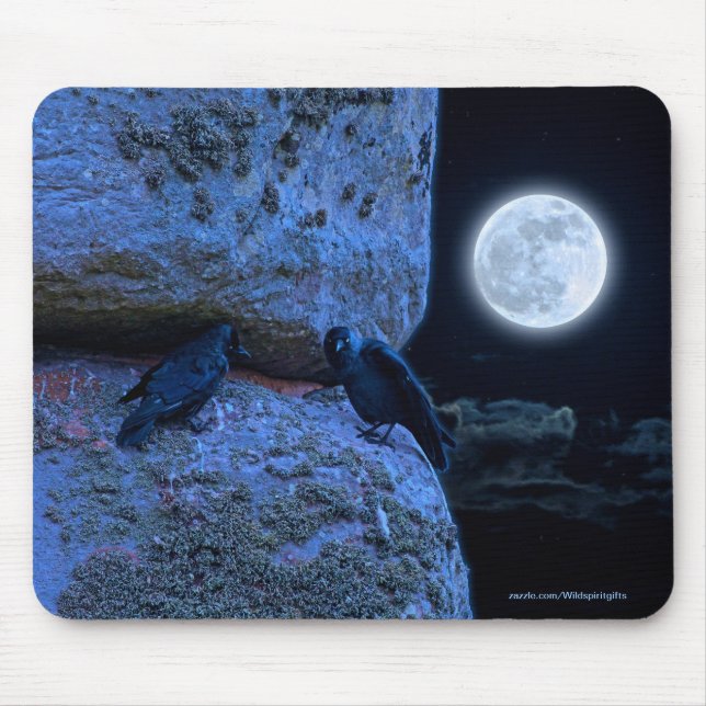 Antike Stonehenge, zwei Krähen und Vollmond Mousepad (Vorne)