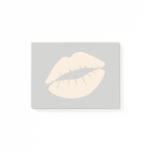 Antike, weiße Lippen