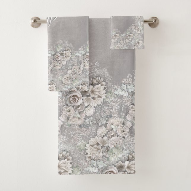 Antike weiße Rosen mit (oder außen) Ihrer Initiale Badhandtuch Set (Insitu)