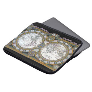 Antike Weltkarte von Claude Auguste Berey Laptopschutzhülle