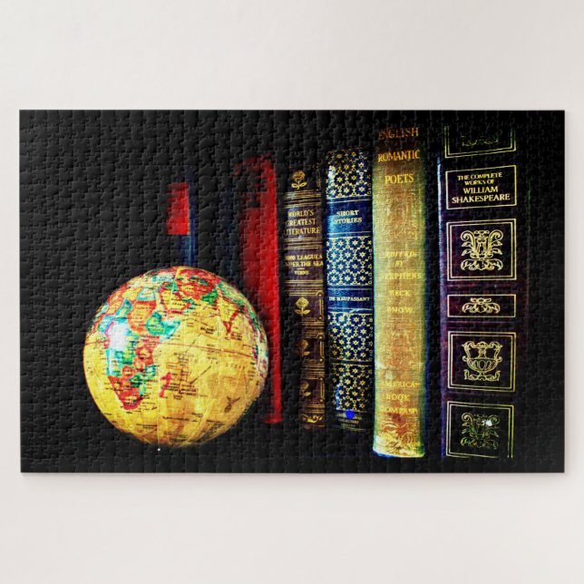 Antiker Globus und Bücher (Horizontal)