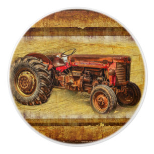 Antiker roter Traktor Keramikknauf