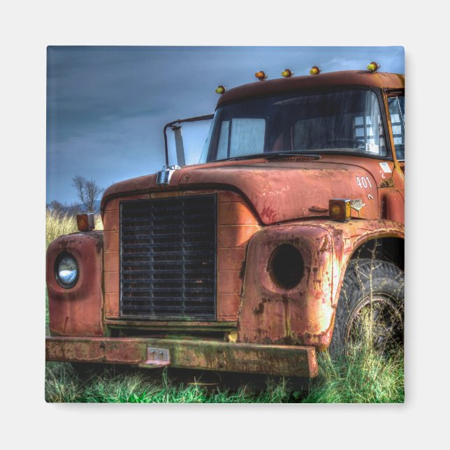 Antiker Rotinternationaler Lieferwagen Truck Magnet (Vorne)
