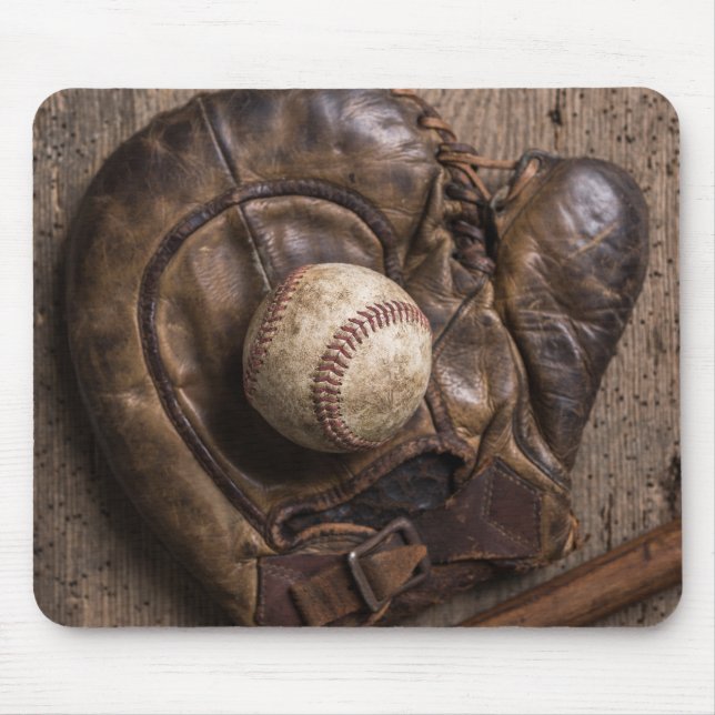 Antikes Baseballzubehör Mousepad (Vorne)