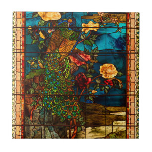 Antikes Buntglas mit Pfauen und Blumen Fliese