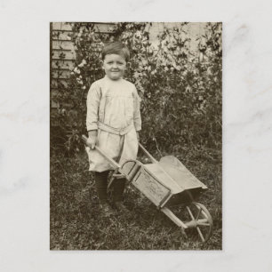 Antikes Foto - Junge - Schubkarre - Postkarte