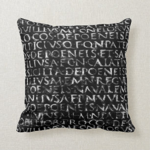 Antikes römisches typografisches Muster Kissen