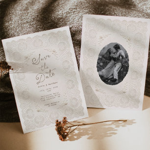 Antikes Spitzen-Doily Save the Date Elfenbein Einladung