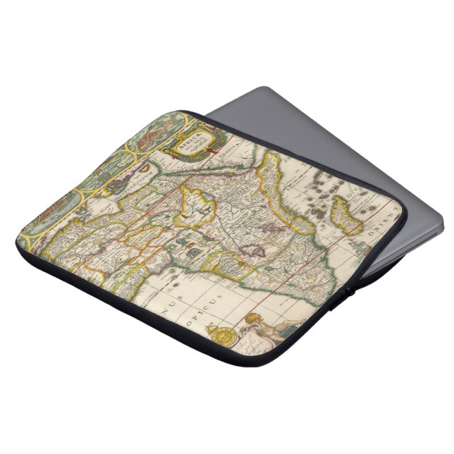 Antique Karte Afrikas von Hondius und Jansson Laptopschutzhülle (Vorne Oben)