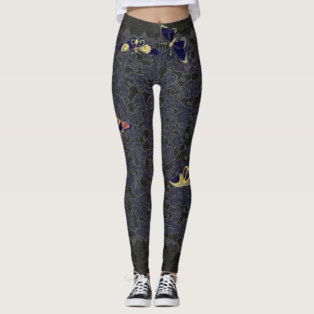 ANTIQUE SCHWARZE FLÄCHE MIT SCHALTFLÄCHE LEGGINGS (Vorderseite)