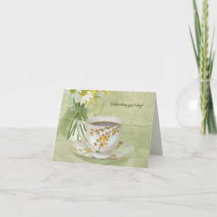 Antiquitätenteacup mit einem schönen Bouquet Gebur Karte