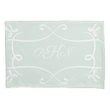Antoinette Green Elegante Emblem Filigree