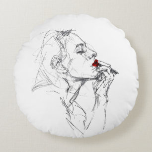Anwenden von Red Lipstick Rundes Kissen