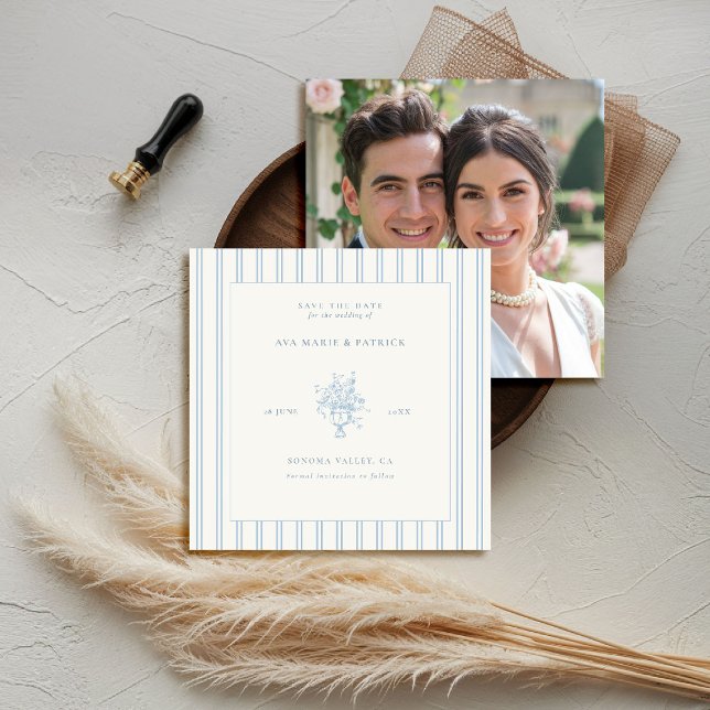 Anwesen Chic Blue Stripes Blumenvase Foto Hochzeit Save The Date (elegant wedding save the date photo template chateau estate garden destination blue periwinkle)