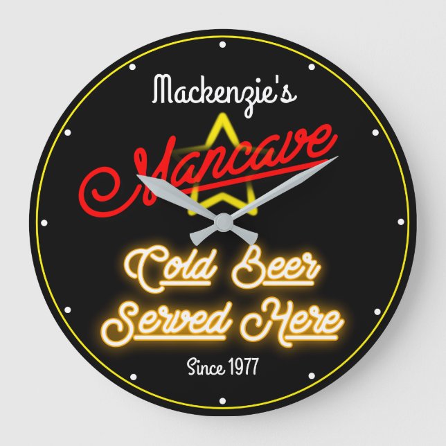 Any Name Mancave Retro Faux Red Yellow Neon Black Große Wanduhr (Vorderseite)