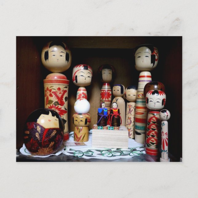 Anzeige japanischer Kokeshi-Dolls Postkarte (Vorderseite)