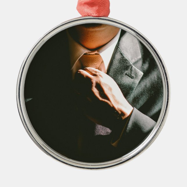 Anzugsgeschäftsmann-Krawatten-Schatteneffekt Silbernes Ornament (Vorne)