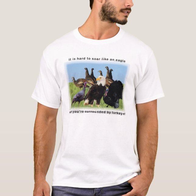 Anzusteigen ist hart, wie ein Adlerzitatt-shirt T-Shirt (Vorderseite)